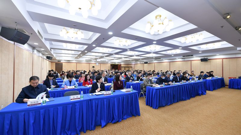 自考本科与成考本科：毕业难度对比解析